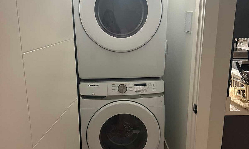 2 Bedroom Basement F...