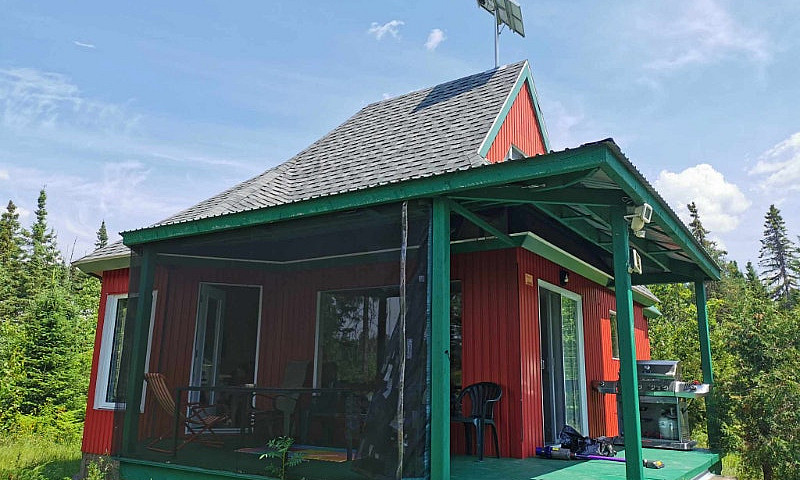 Chalet A Vendre...