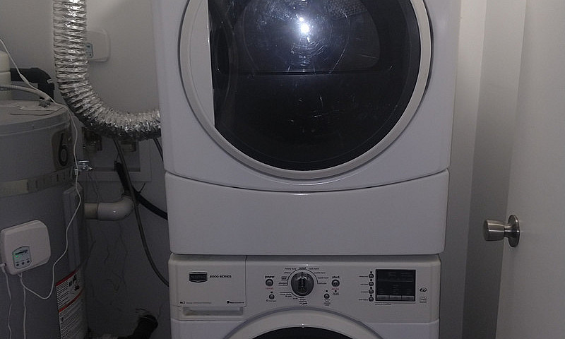 Spacious 2-Bedroom L...