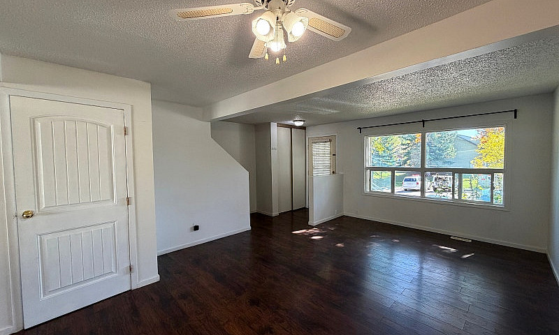 3 Bedroom Townhouse ...