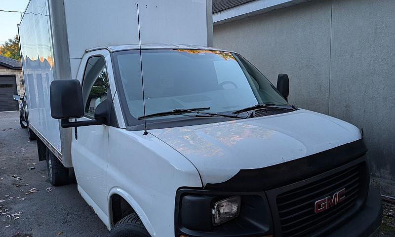 Camion Cube Gmc...