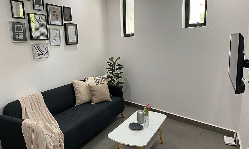 Turn Key Furnished 2...