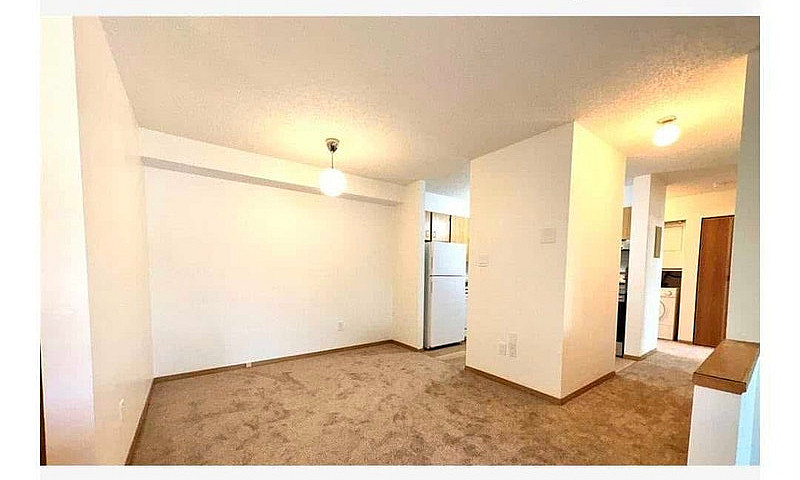 2 Bed 1 Bath Condo...