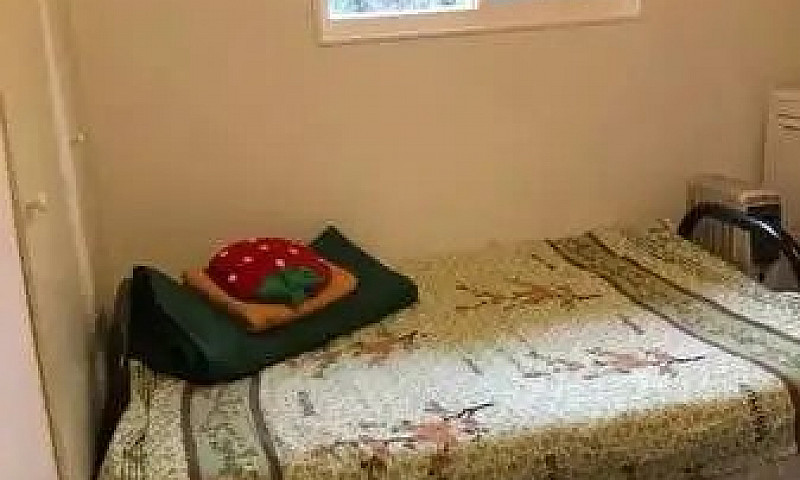 Comfortable One Leve...