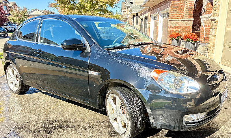 2011 Hyundai Accent ...