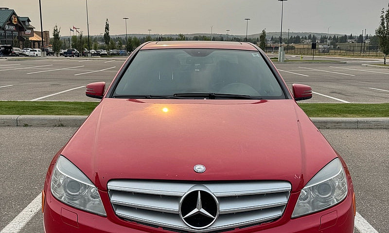 Mercedes Benz C300...
