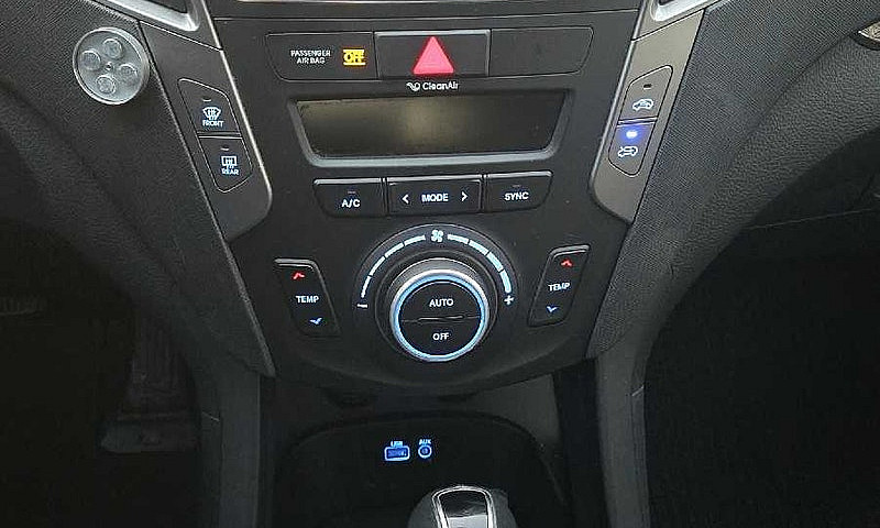 2017 Hyundai Santa F...