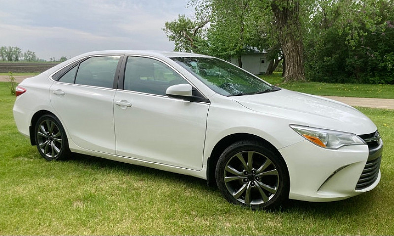 2015 Toyota Camry Le...