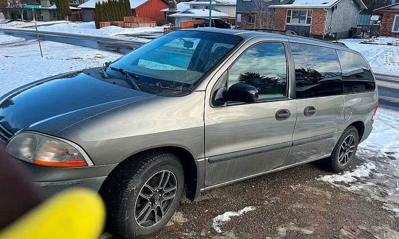 2003 Ford Windstar...