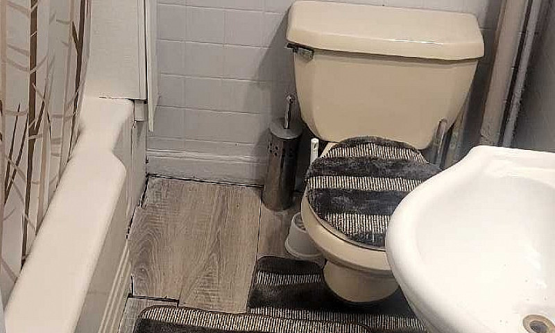 One Bedroom Apt...