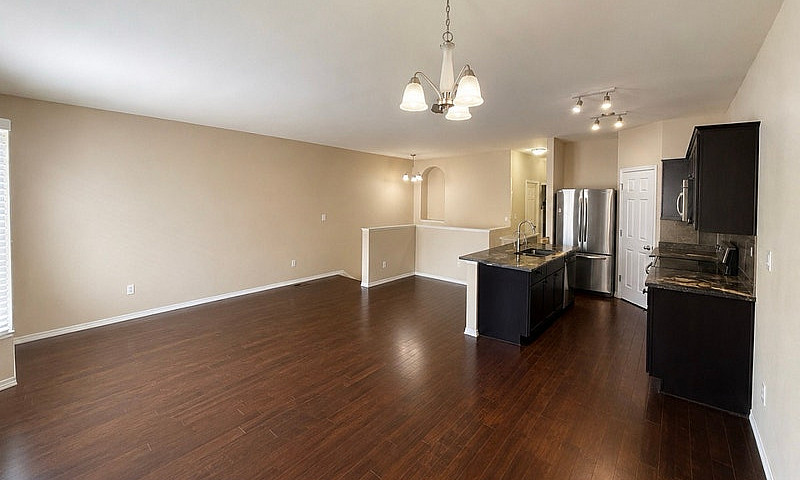Modern 4Bed, 3Bath B...
