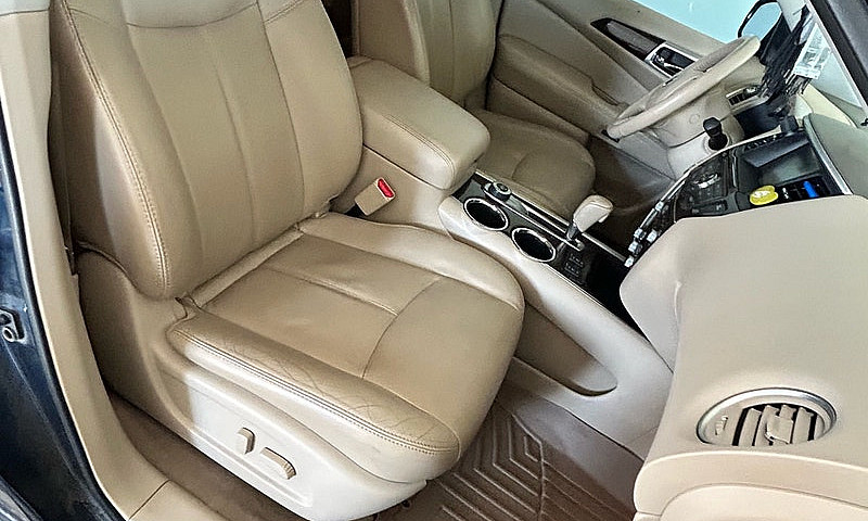 2014 Nissan Pathfind...