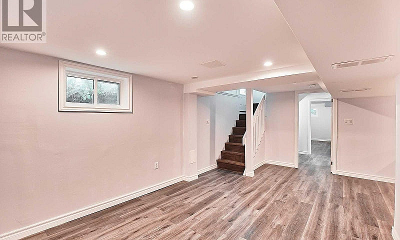 3 Bedroom Rental St....