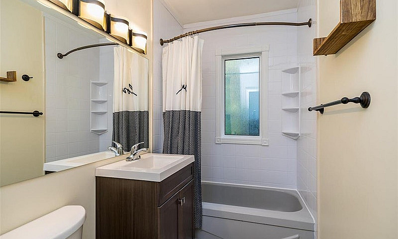2 Bedroom House For ...