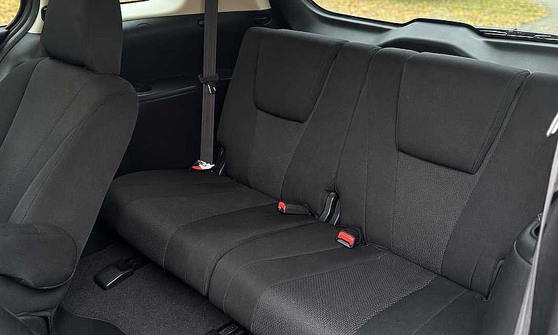 Mazda 5 2015 162,000...