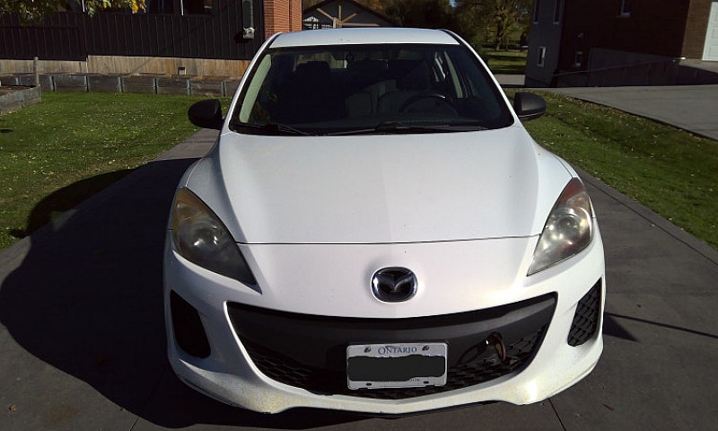 2012 Mazda 3 Gs...