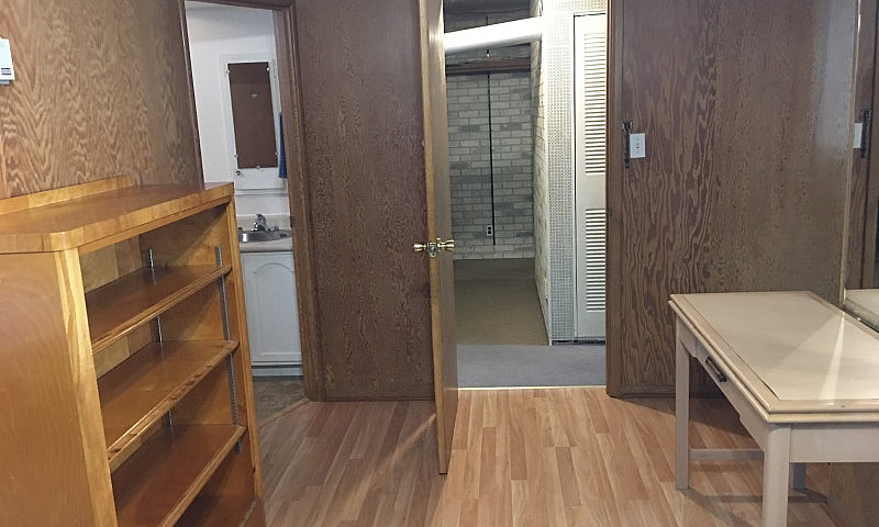One Bed Furnished Ba...
