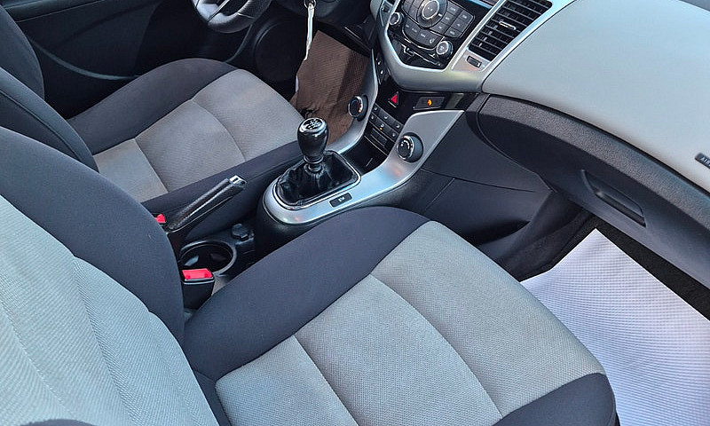 2012 Chevrolet Cruze...