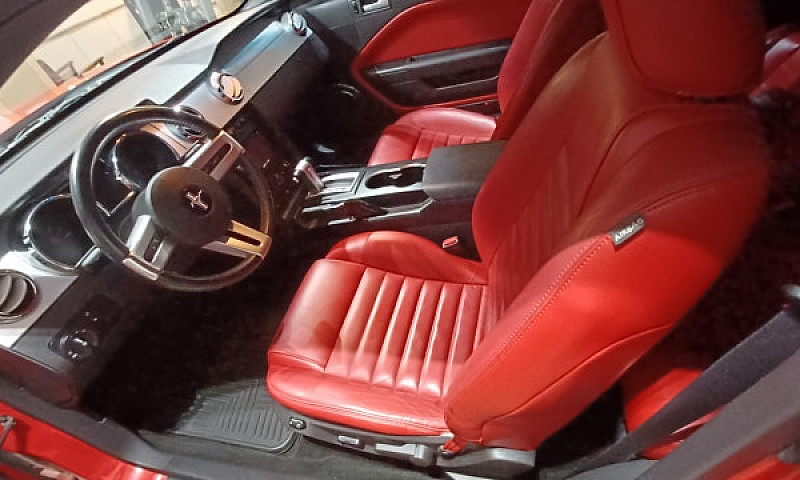 2005 Mustang Gt...