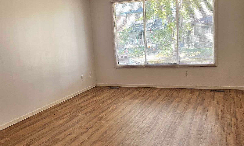 3 Br House (In A Fou...