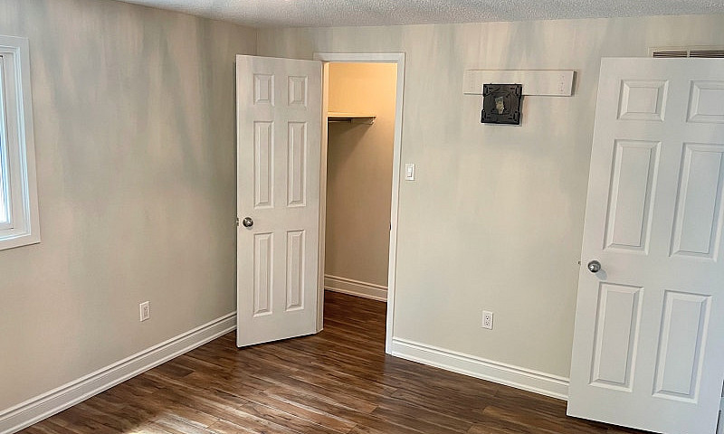Freshly Renovated, S...