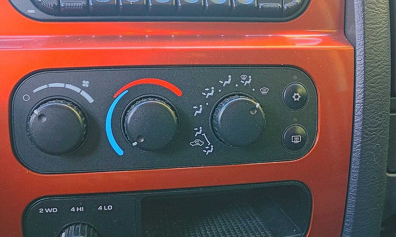 2005 Dodge Ram 4X4 D...
