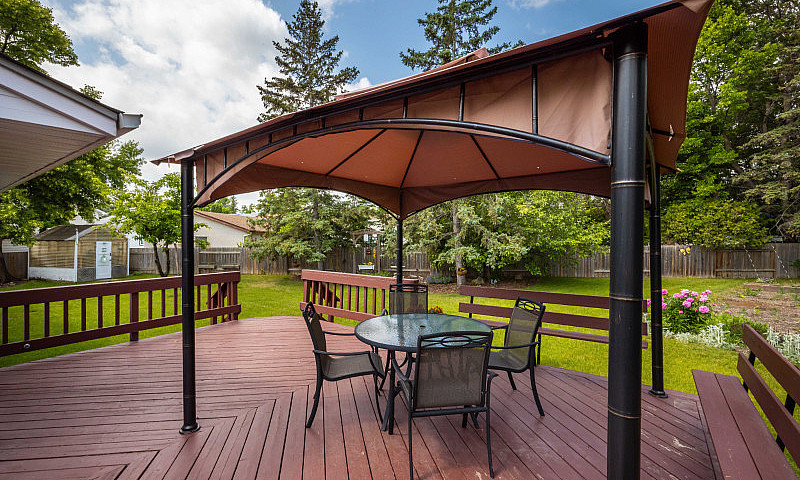 1353Sf Bungalow In N...