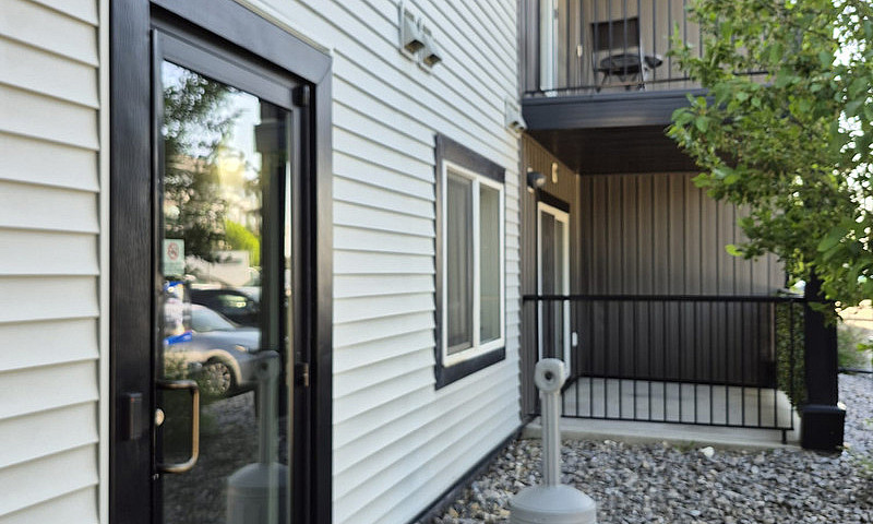 Condo 2 Bed And 2 Ba...