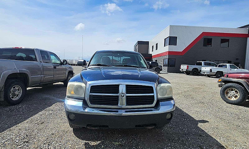 2005 Dodge Dakota La...