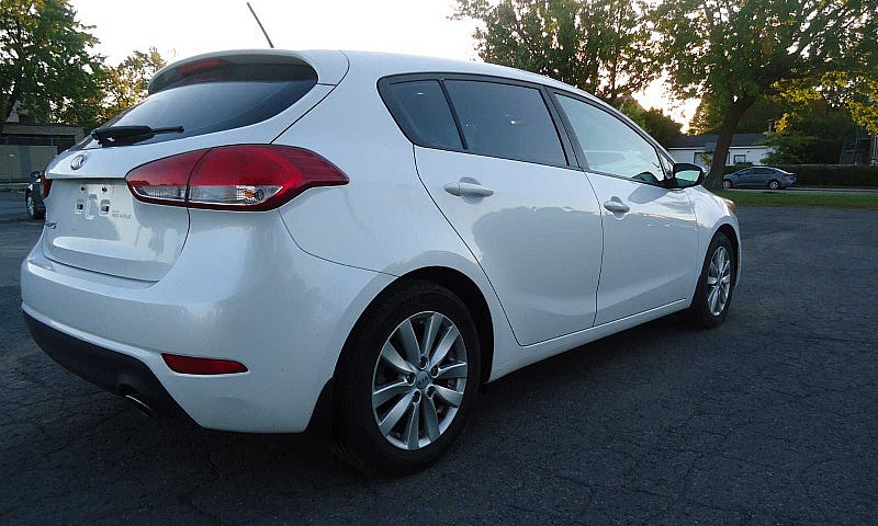 2016 Kia Forte5 Lx ...