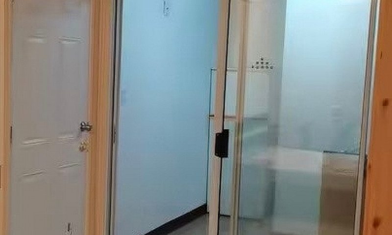 Separate Entrance Un...