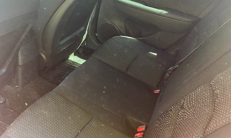 2011 Hyundai Elantra...