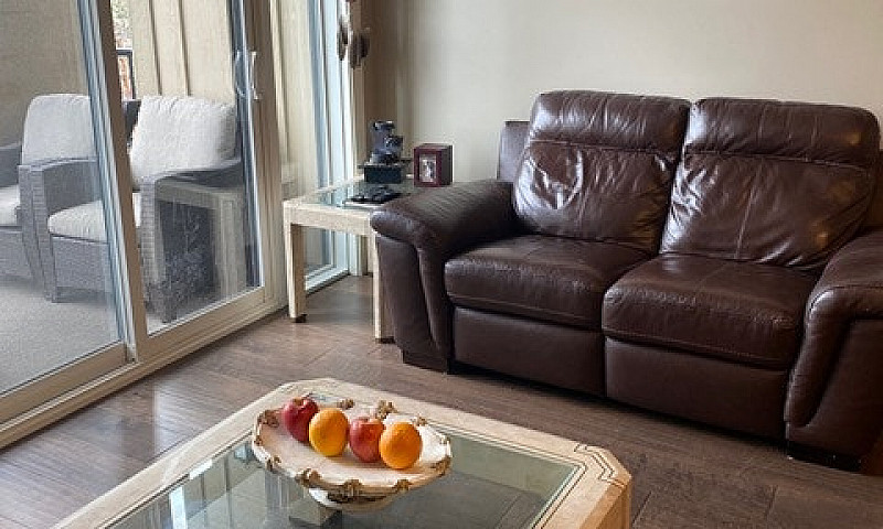 Mcgill Apartment For...