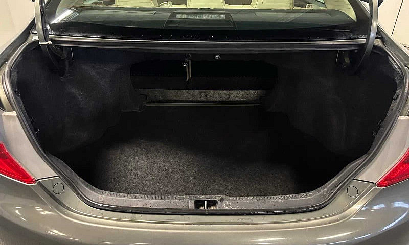 2012 Toyota Camry ...