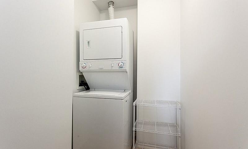 For Rent: Townhouse ...