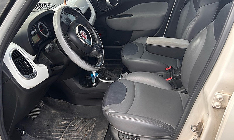 2014 Fiat 500L ...