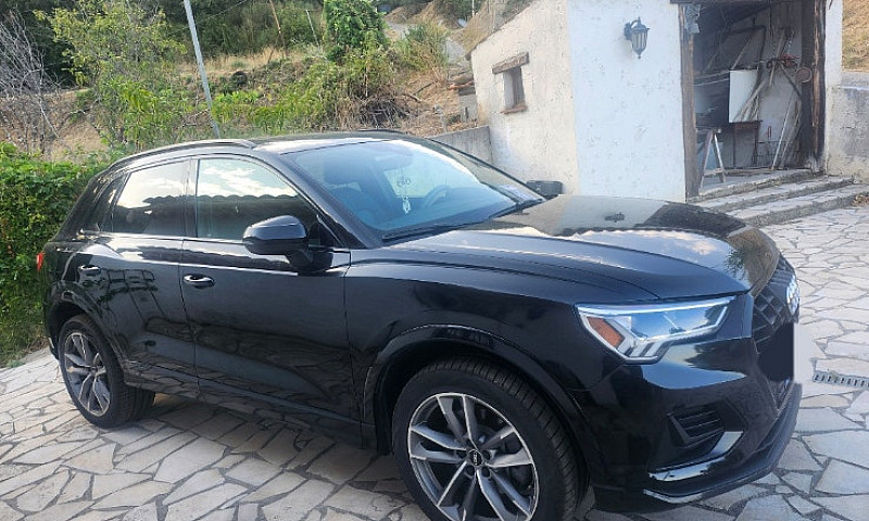 Audi Q3 2021 Black O...