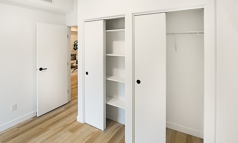 Gorgeous 2 Bed 1 Bat...