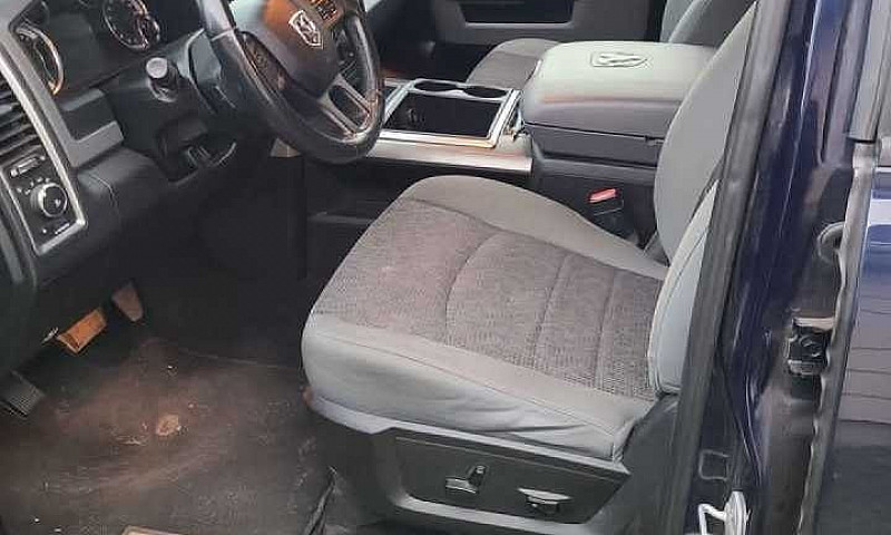 Dodge Ram 1500 Crew ...