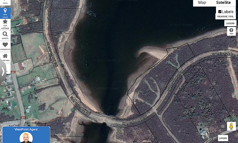 Large Ocean Front Lo...