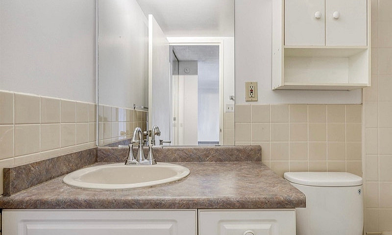 1 Bedroom Condo In G...
