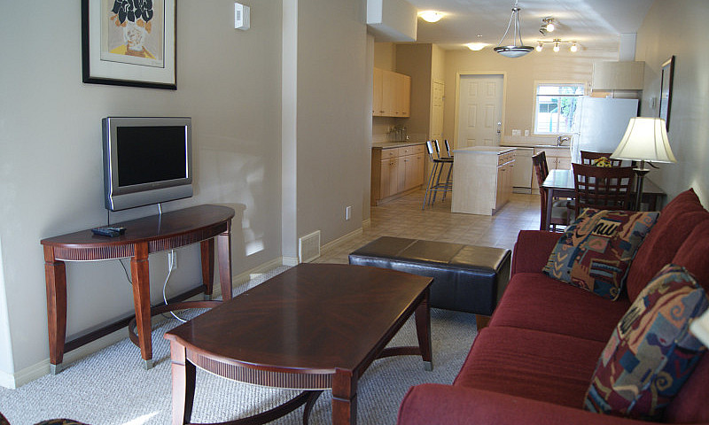 2 Bed + 2 Bath Townh...