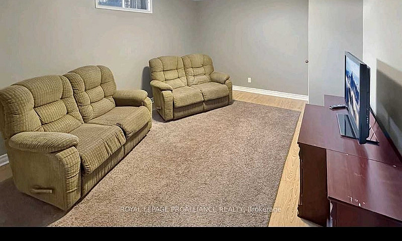  1 Bedroom / 1 Bathr...