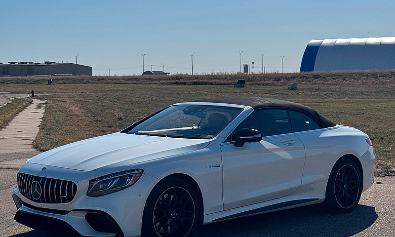 2019 Mercedes Amg S6...