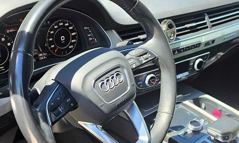 2019 Audi Q7 - Techn...