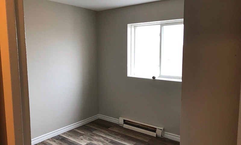2 Bedroom Apartment ...