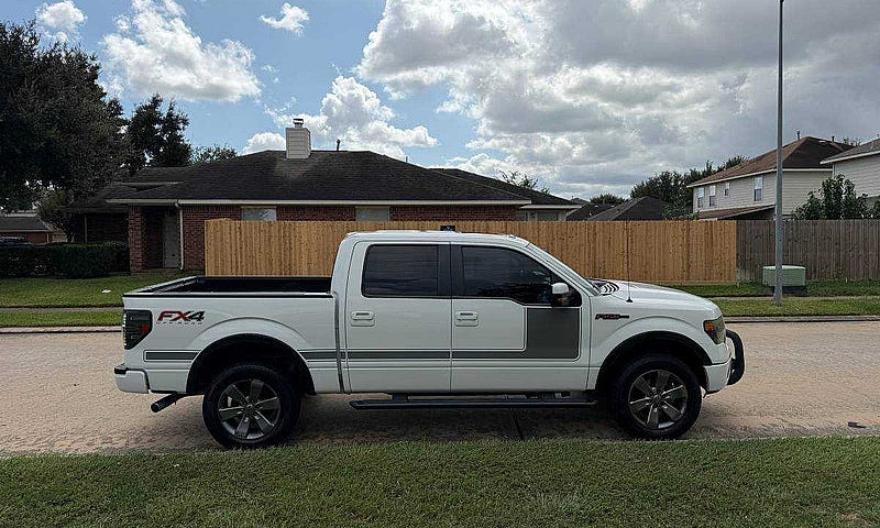 2014 Ford F150 Fx4 5...
