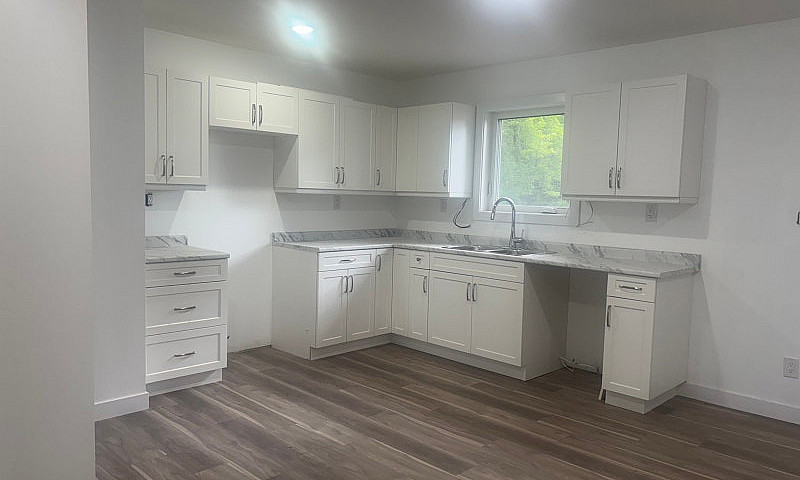 1200 Sq 3 Bedroom Ho...