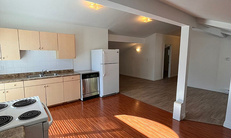 2 Bedroom + 1 Bathro...