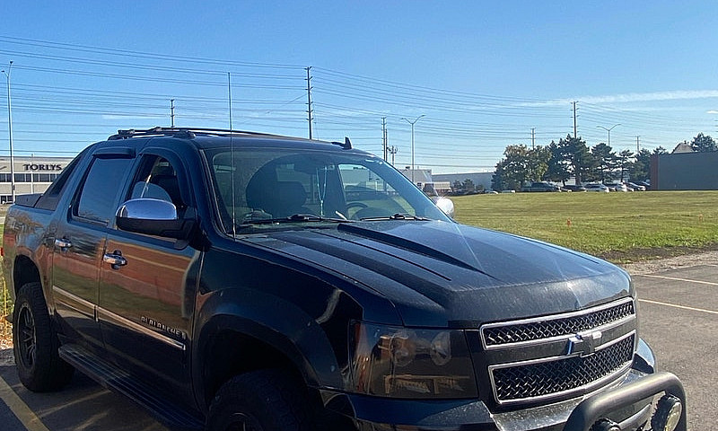 2009 Chevrolet Avala...